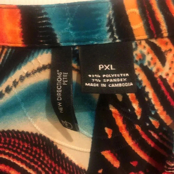 New directions pxlg shirt/ - Picture 2 of 5